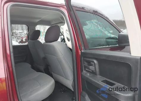 2018 Ram 1500 Express 4X4 6'4 Box из США, поврежденный, VIN 1C6RR7FG4JS124490